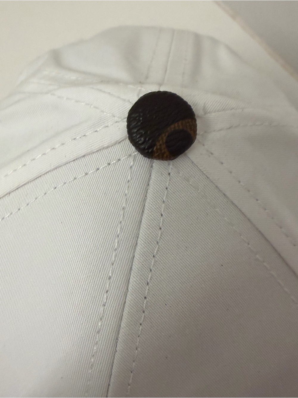 Louis Vuitton White & Brown Monogram Patch Cap - Picture 6 of 12